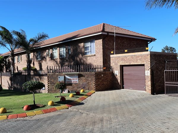 2 Bedroom Flat 2 Bedroom Flat