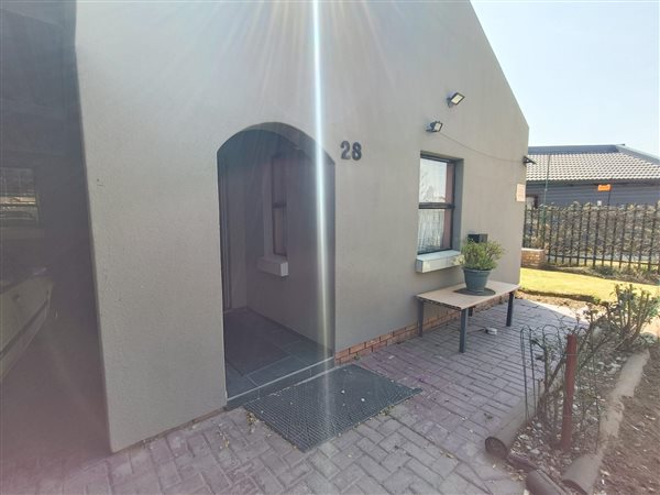 3 Bed House in Thistlegrove
