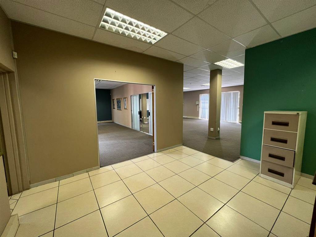 405  m² Commercial space in Allens Nek photo number 14