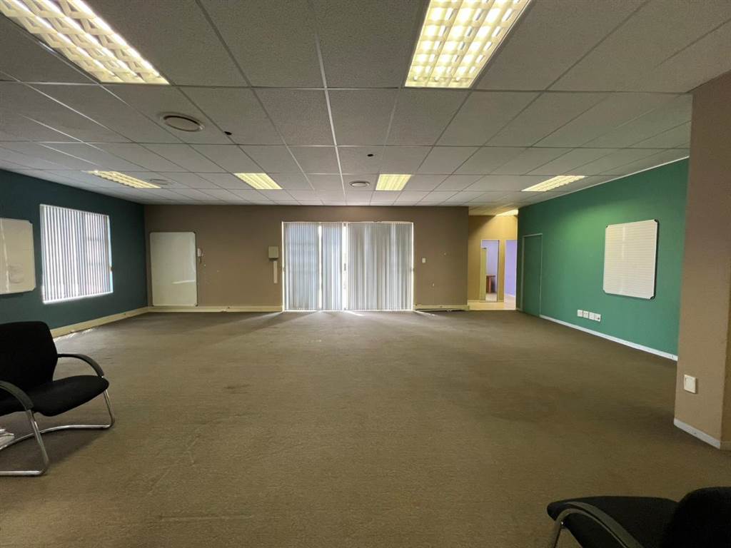 405  m² Commercial space in Allens Nek photo number 9