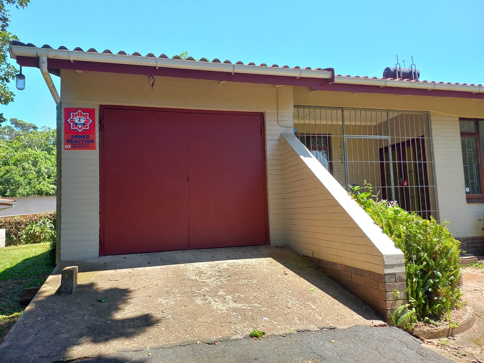 2 Bed House in Umtentweni photo number 23
