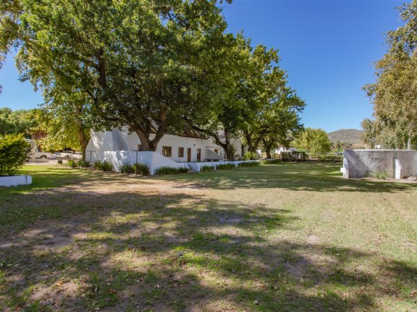 7 Bed House in Paarl