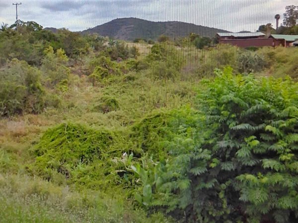 2096 m² Land available in Patensie