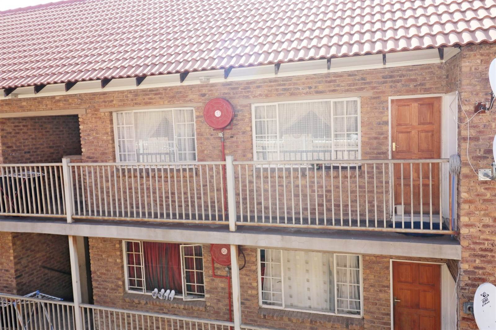 2 Bed House in Kempton Park Central photo number 10