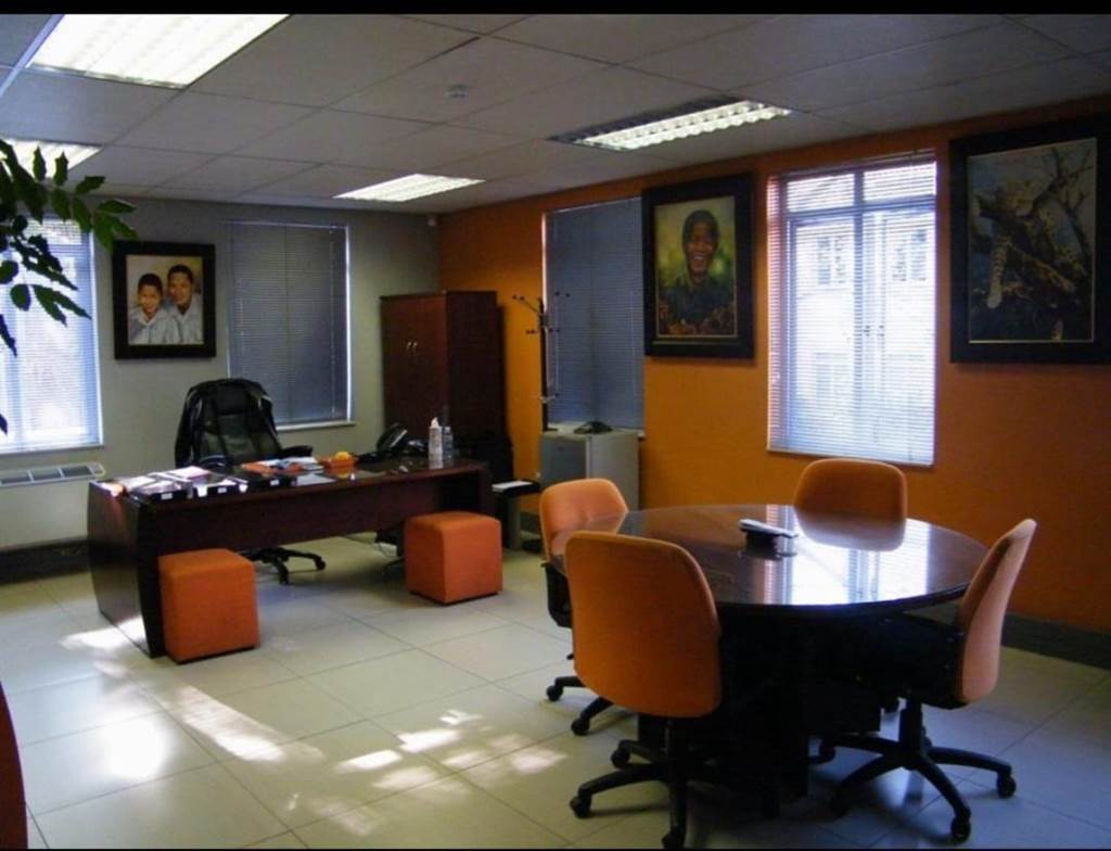 1086  m² Office Space in Rivonia photo number 5