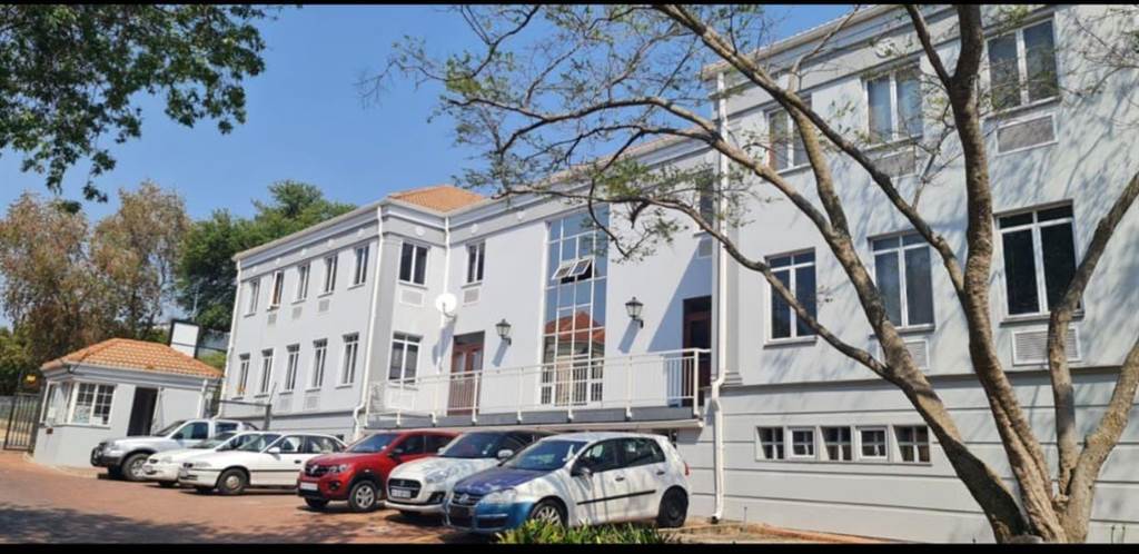 1086  m² Office Space in Rivonia photo number 21