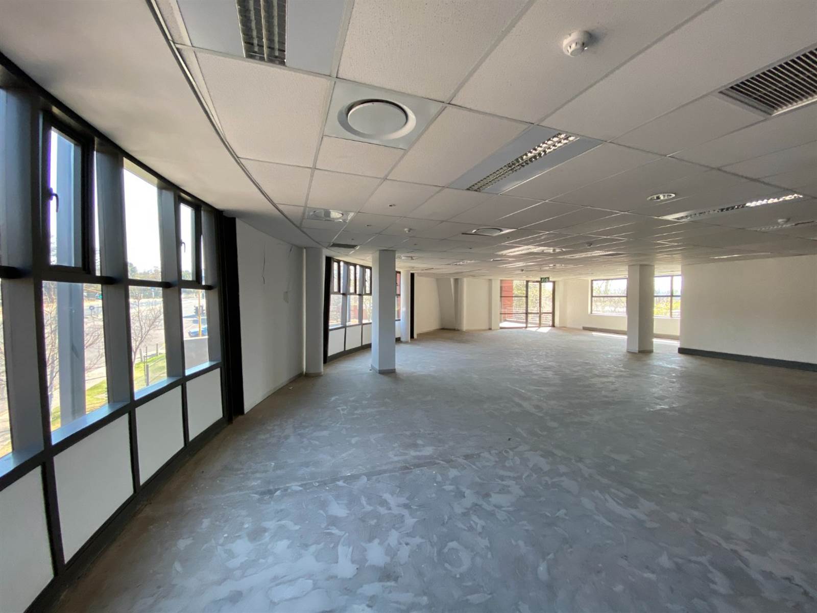 358  m² Office Space in Ashlea Gardens photo number 12