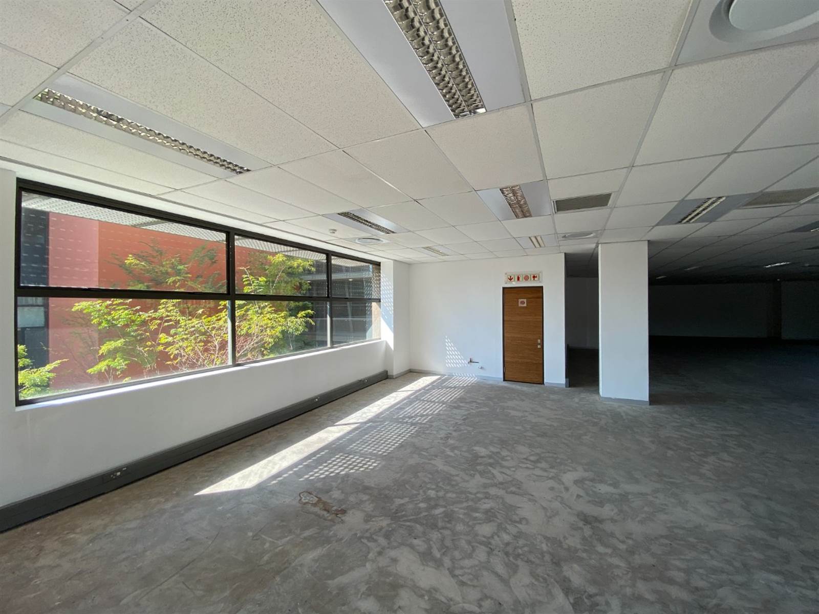 358  m² Office Space in Ashlea Gardens photo number 16