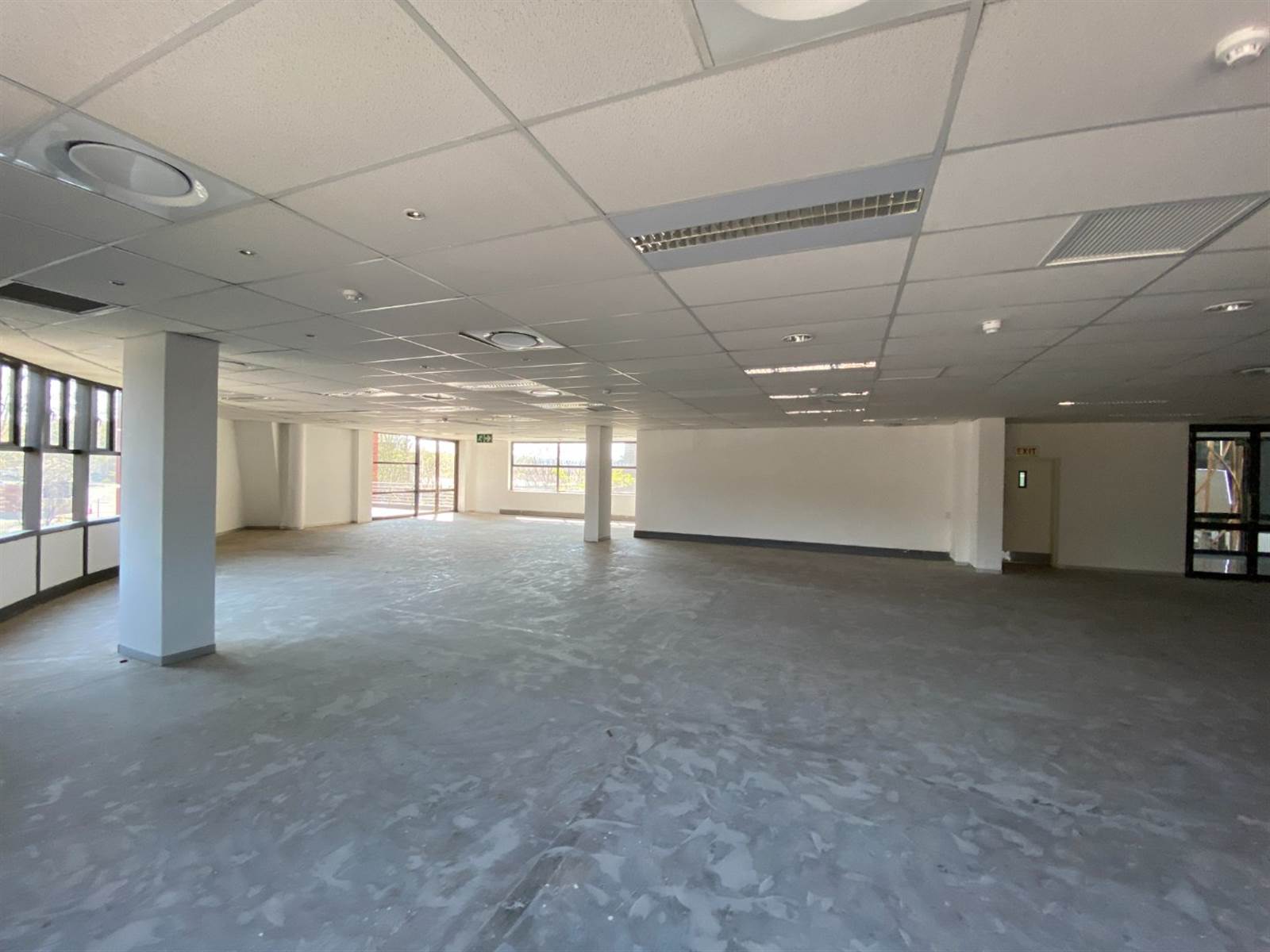 358  m² Office Space in Ashlea Gardens photo number 13