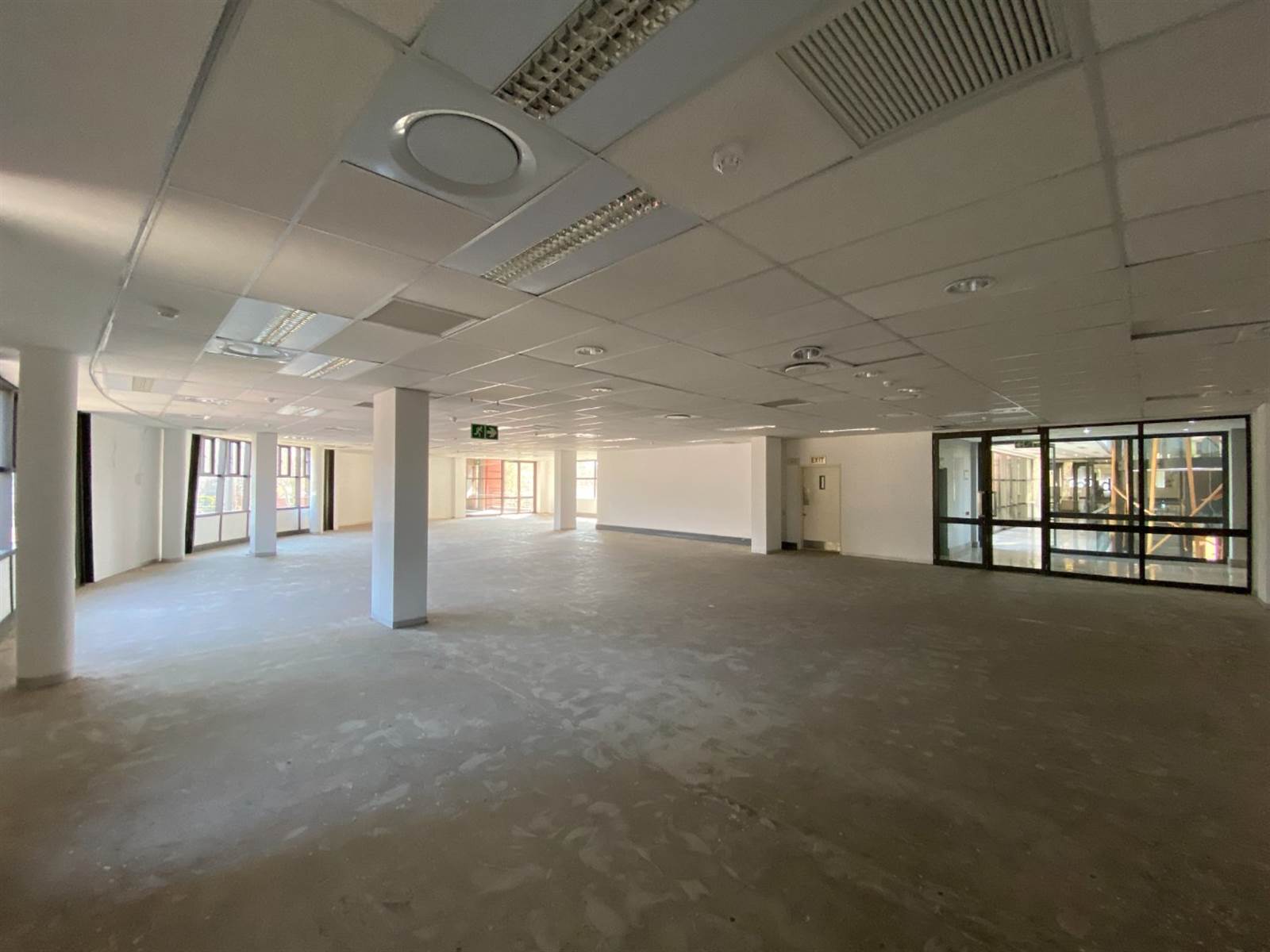 358  m² Office Space in Ashlea Gardens photo number 11