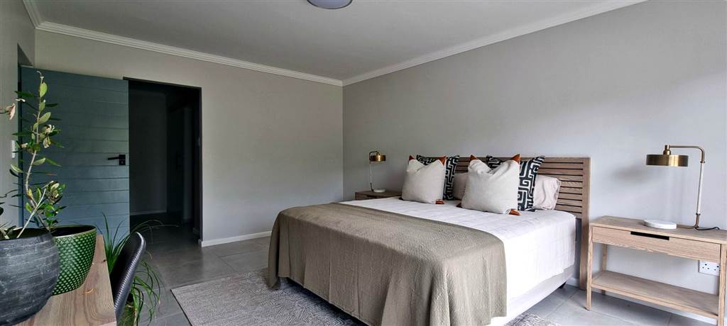 2 Bed Apartment in Swellendam photo number 16