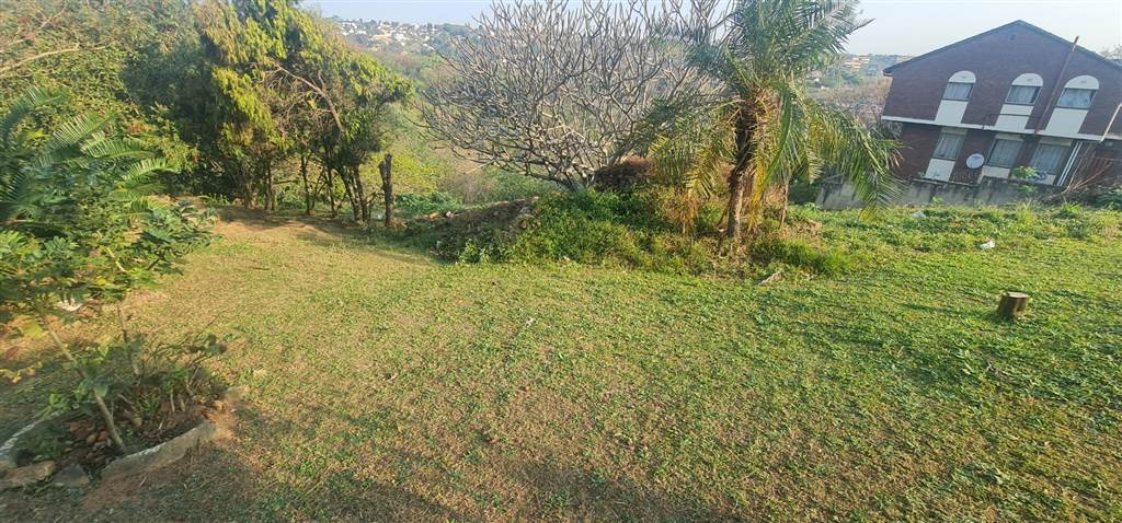1093 m² Land available in Clare Hills photo number 6