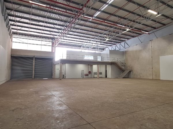 1 113  m² Industrial space