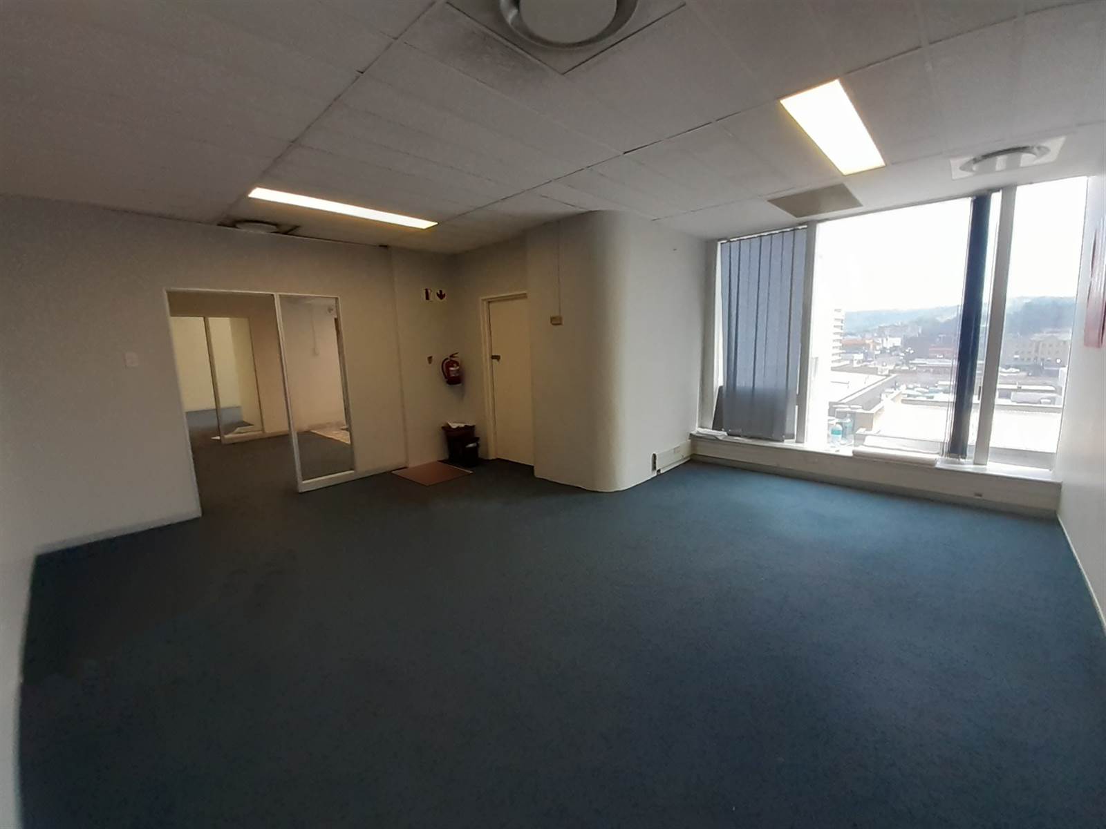 75  m² Commercial space in Pinetown Central photo number 5