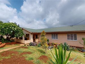 4 Bed House in Kwaggasrand