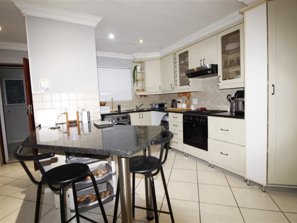 2 Bedroom Apartment 2 Bedroom Apartment