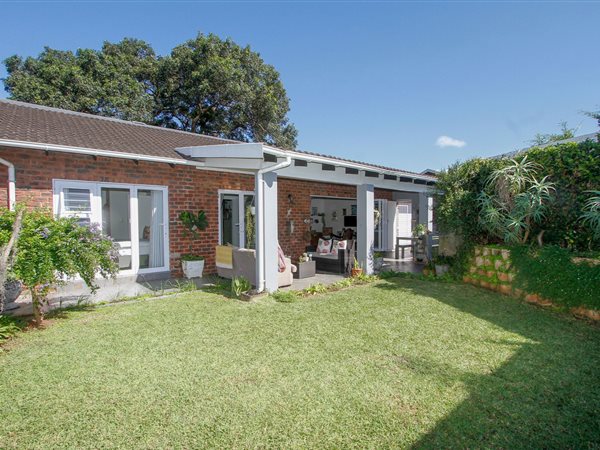 3 Bedroom Townhouse 3 Bedroom Townhouse
