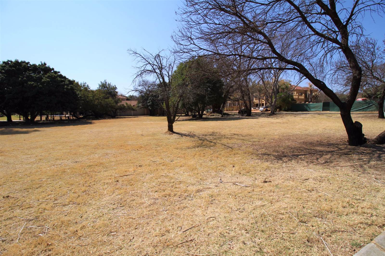 1918 m² Land available in Westlake Estate photo number 3