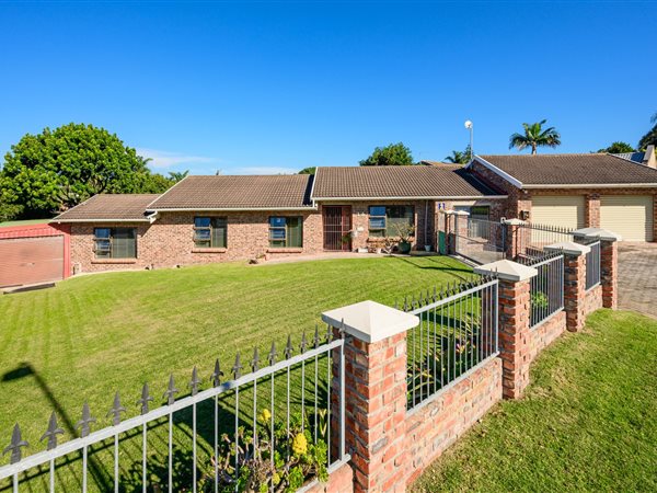 4 Bedroom House 4 Bedroom House