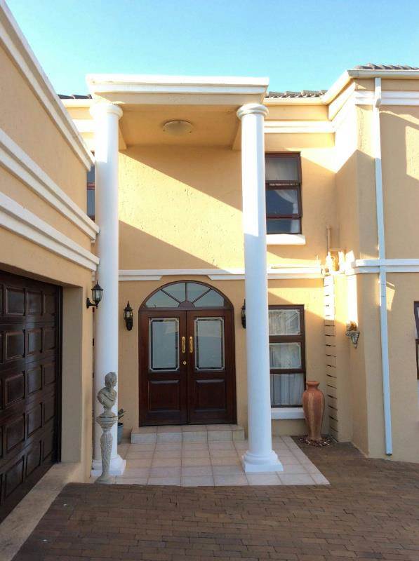 3 Bed House in Bronkhorstbaai photo number 8