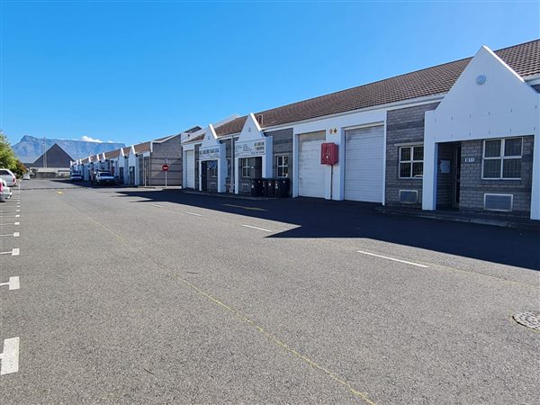 400  m² Commercial space in Milnerton
