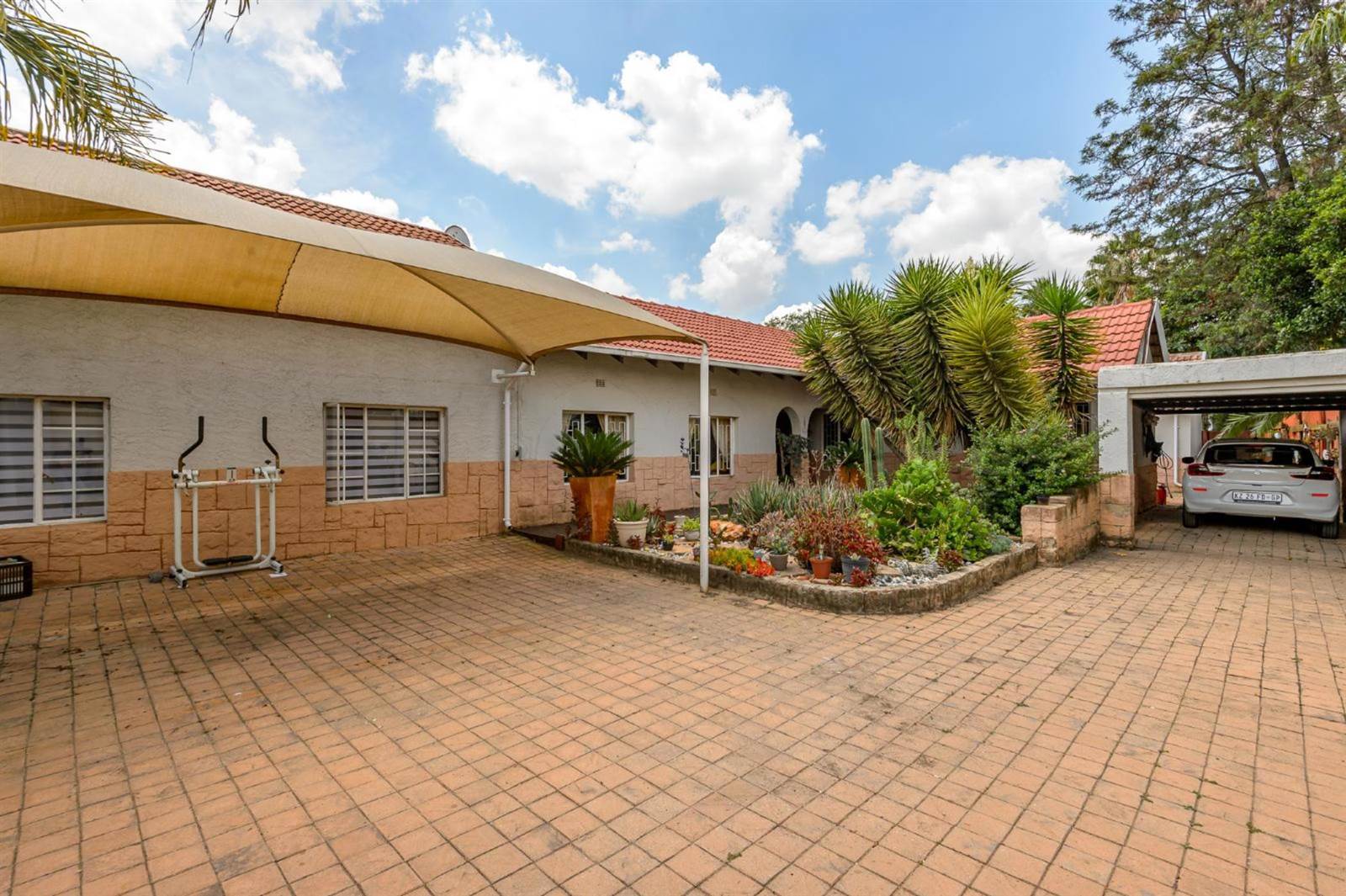 3 Bed House in Kempton Park Central photo number 4