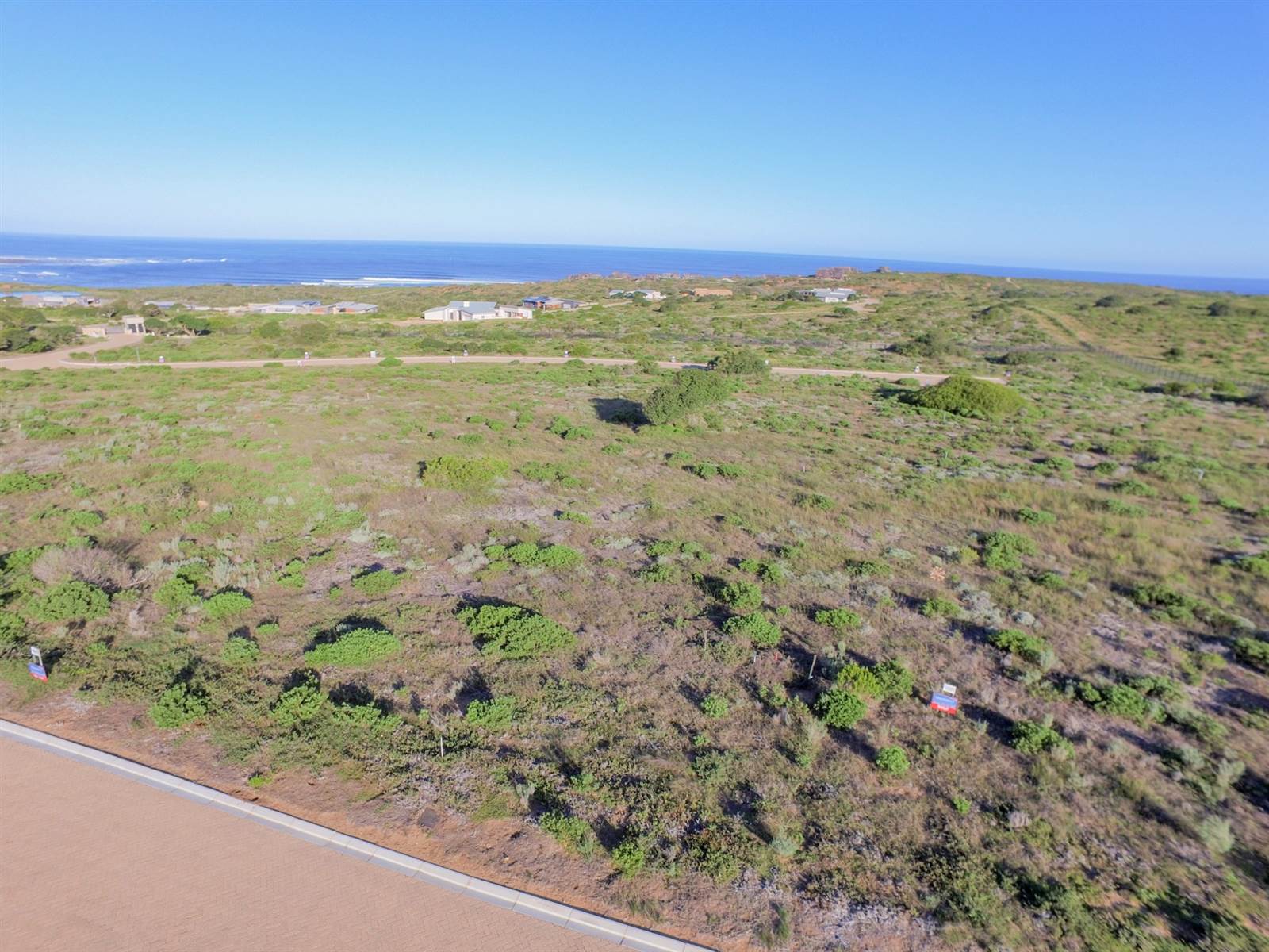 1046 m² Land available in Stilbaai photo number 7