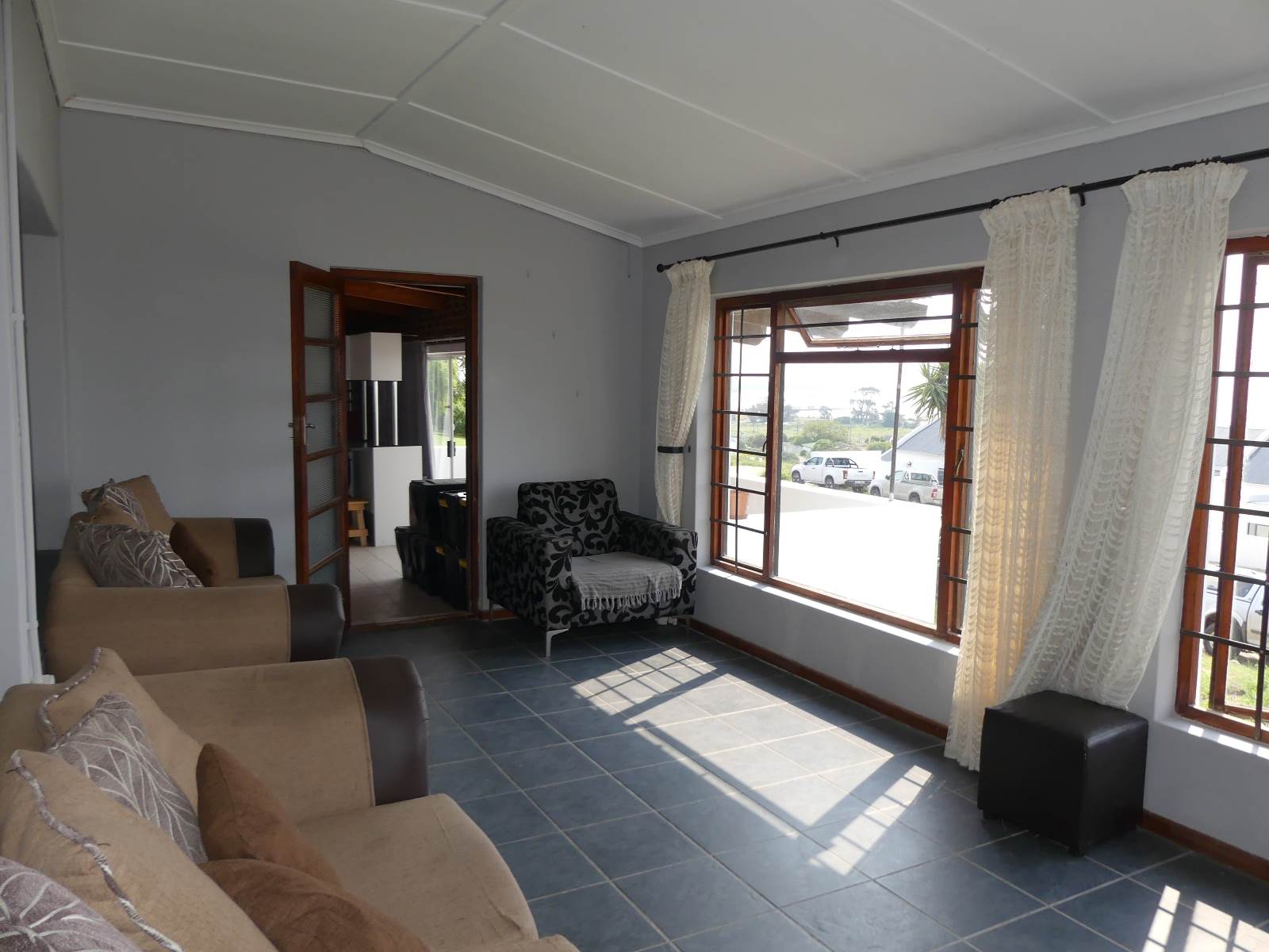 4 Bed House in Da Gama Bay photo number 9