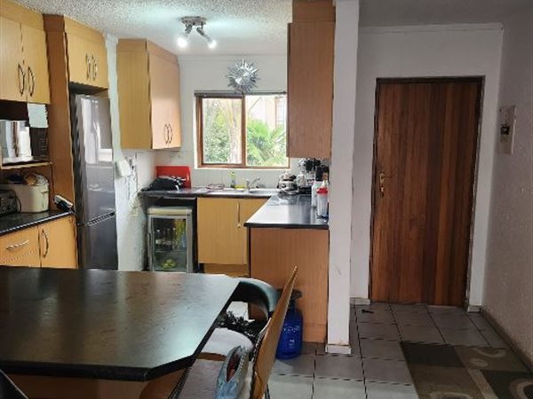 2 Bedroom Townhouse 2 Bedroom Townhouse
