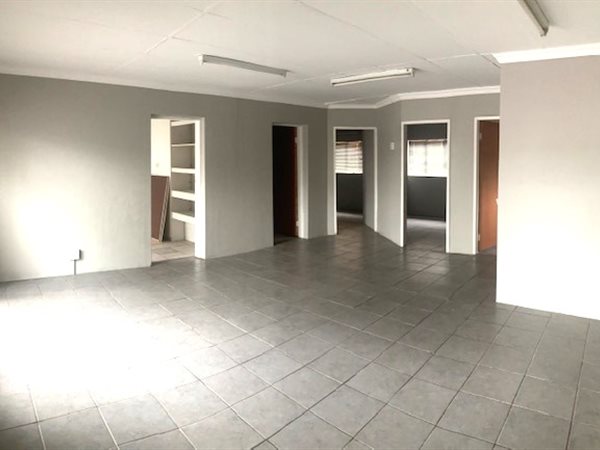 80 m² Office Space 80 m² Office Space