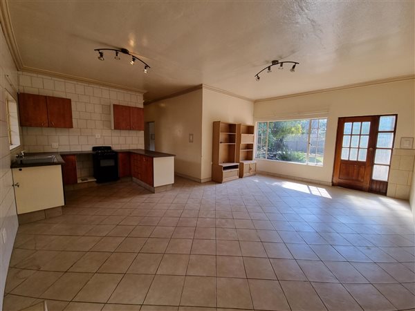 2 Bedroom House 2 Bedroom House