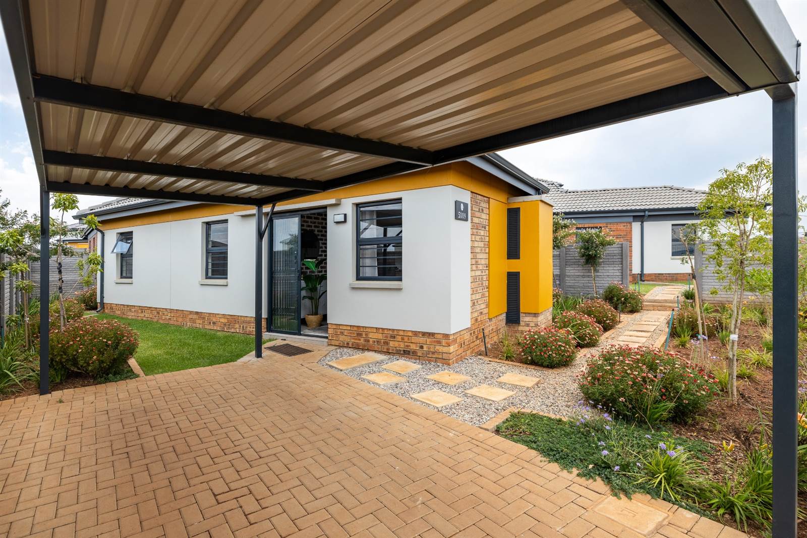 3 Bed House in Alberton photo number 3