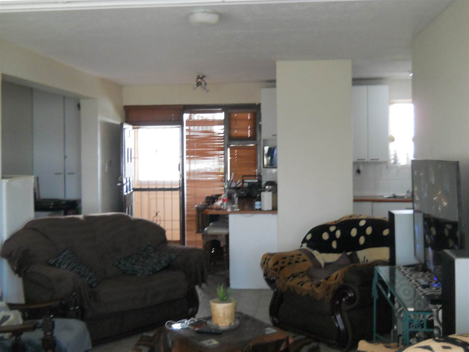 3 Bed Apartment in Doonside photo number 10