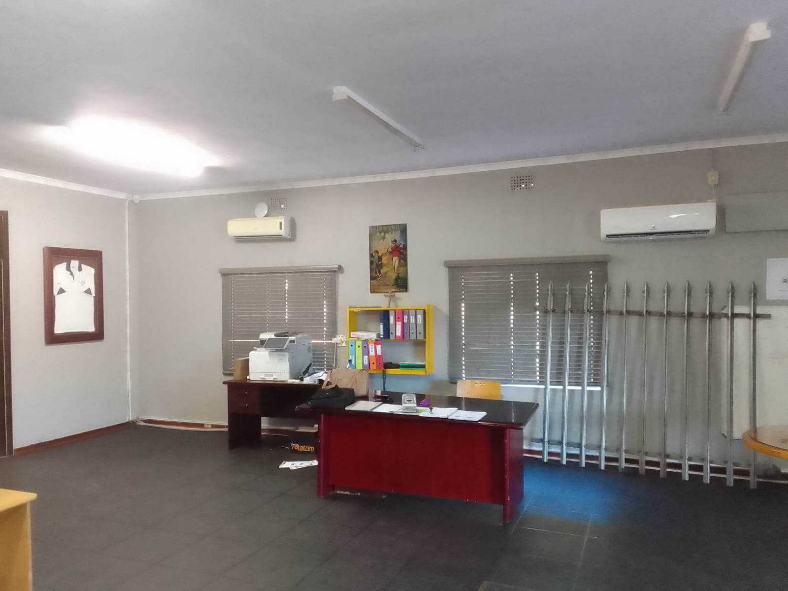 325  m² Commercial space in Rustenburg Central photo number 3