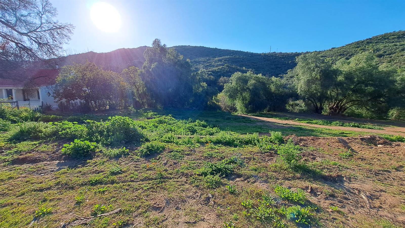 944 m² Land available in De Rust photo number 6
