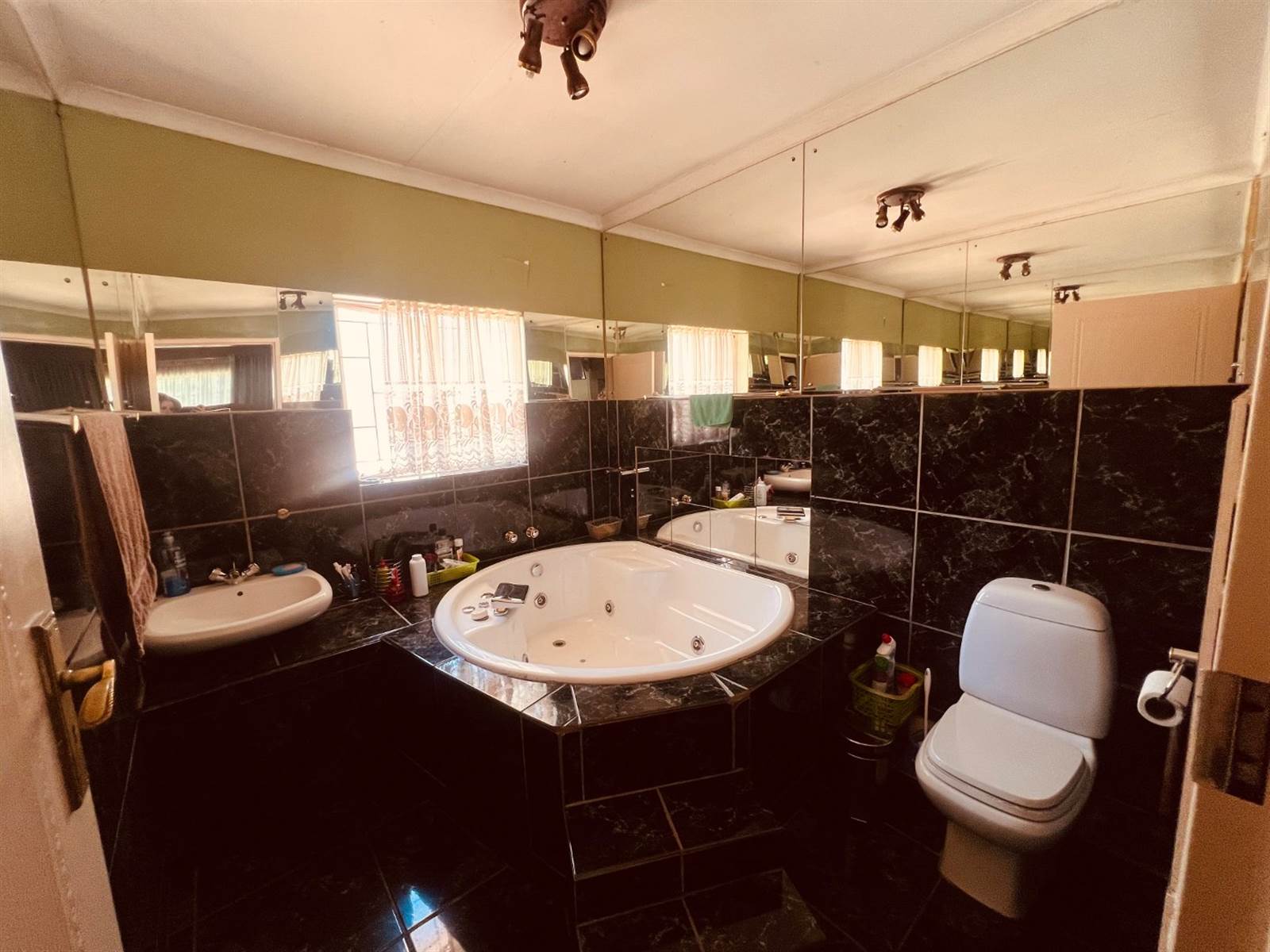 4 Bed House in Pretoria Gardens photo number 9