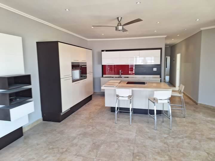 3 Bed Apartment in Winklespruit photo number 21