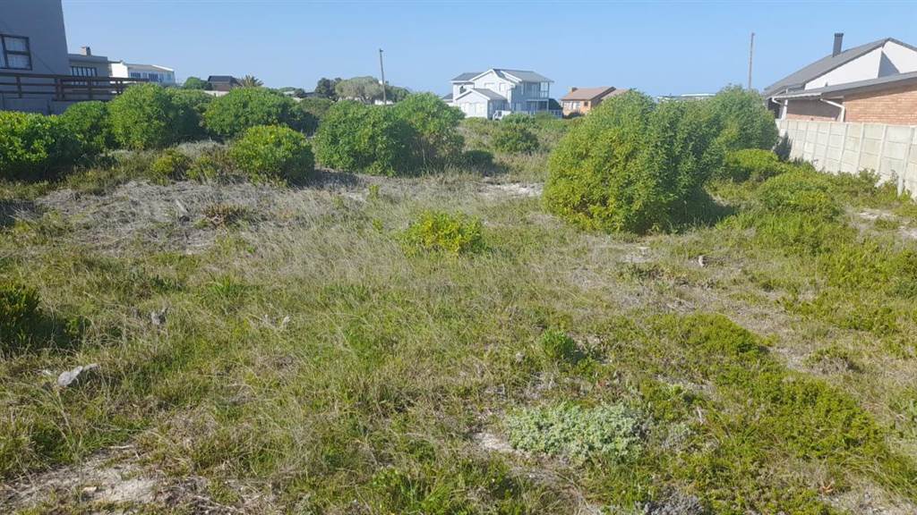 902 m² Land available in Pearly Beach photo number 3
