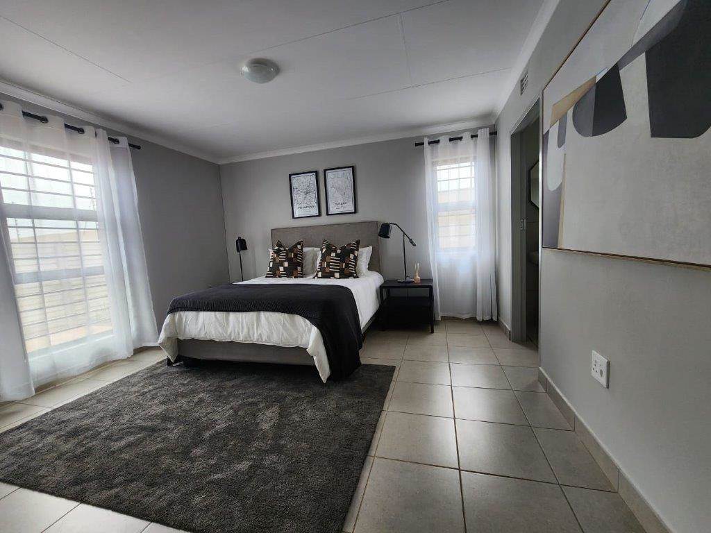 3 Bed House in Germiston Central photo number 17