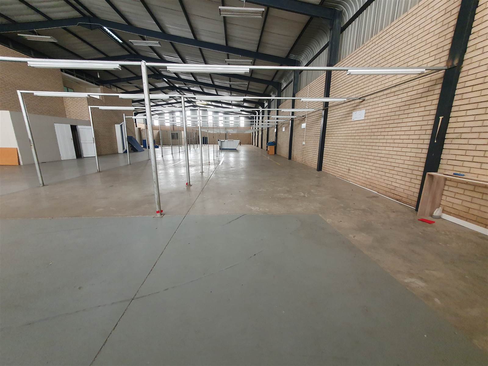 1100  m² Industrial space in Ormonde photo number 6