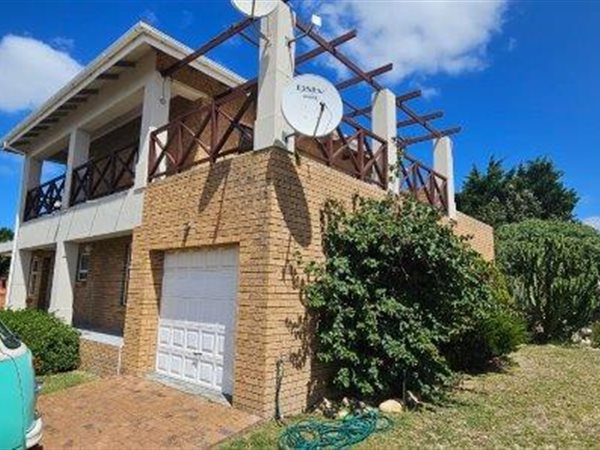 3 Bedroom House 3 Bedroom House