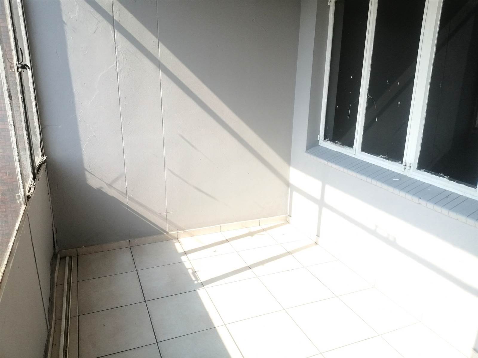 1.5 Bed Apartment in Benoni Central photo number 23