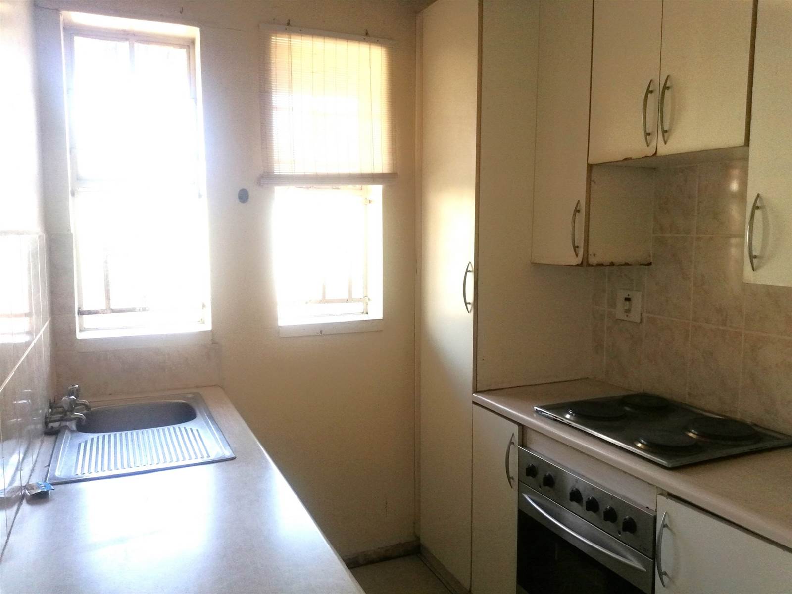 1.5 Bed Apartment in Benoni Central photo number 12