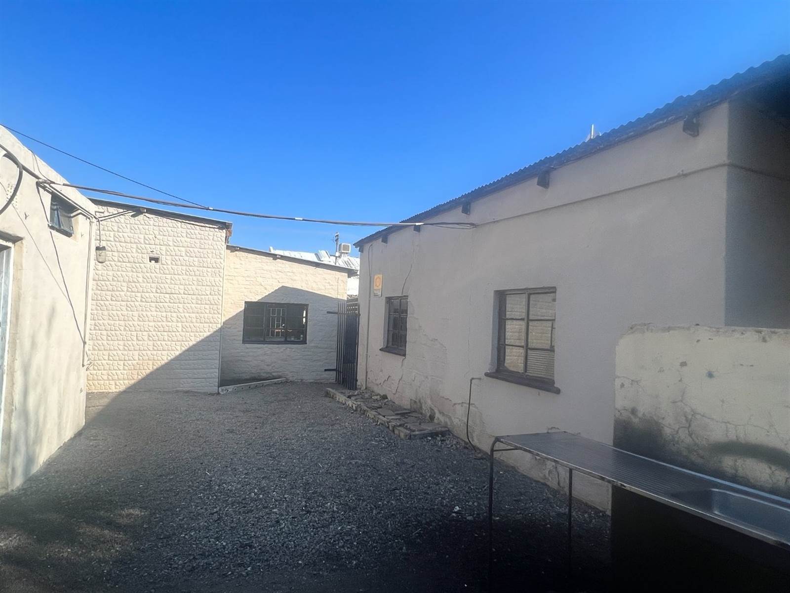 700  m² Commercial space in Klerksdorp photo number 16