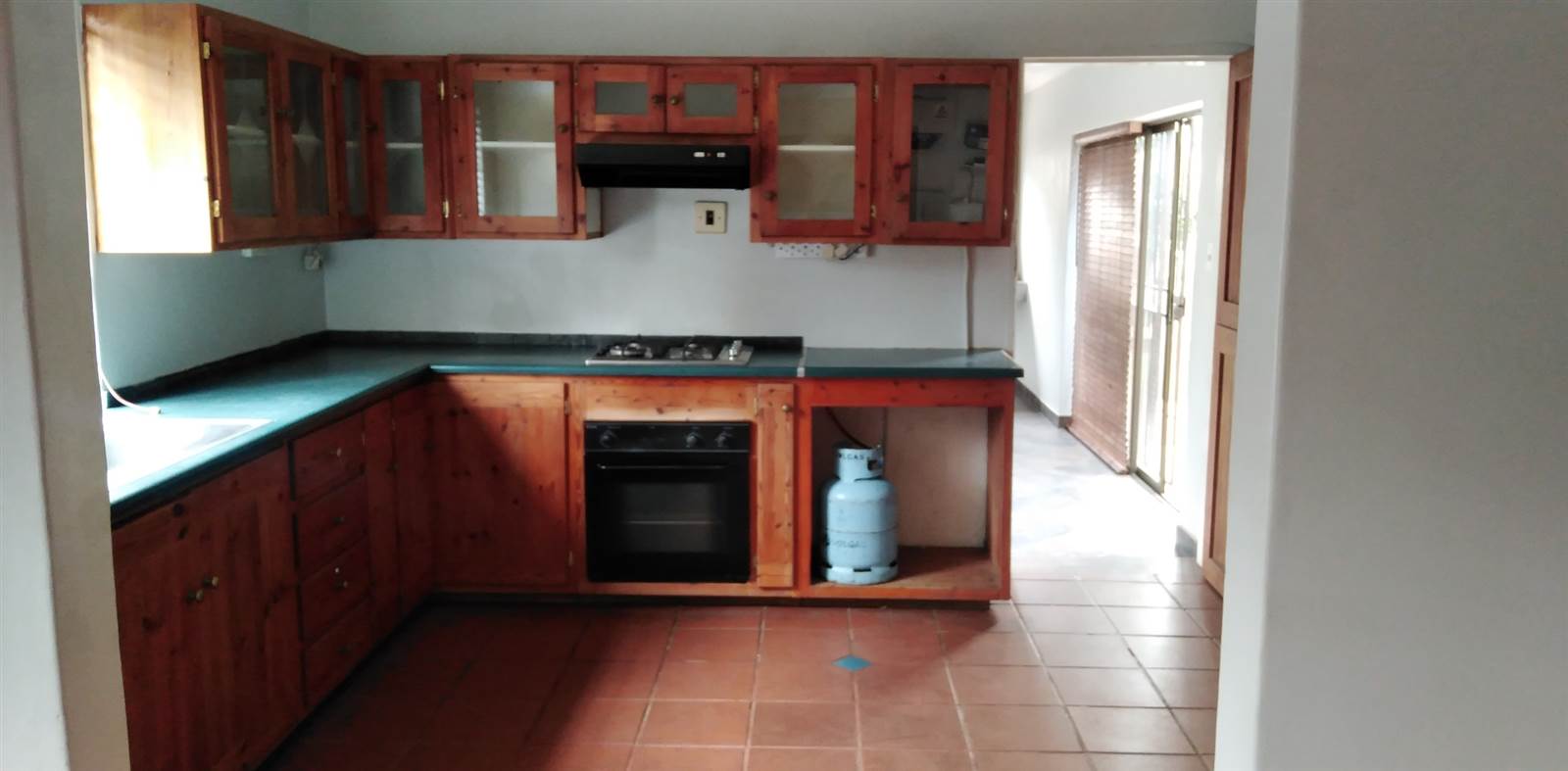 2 Bed House in Rietfontein photo number 5