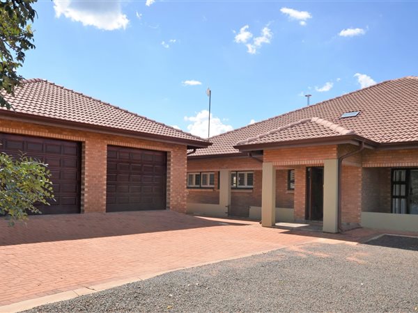 7 Bedroom House 7 Bedroom House