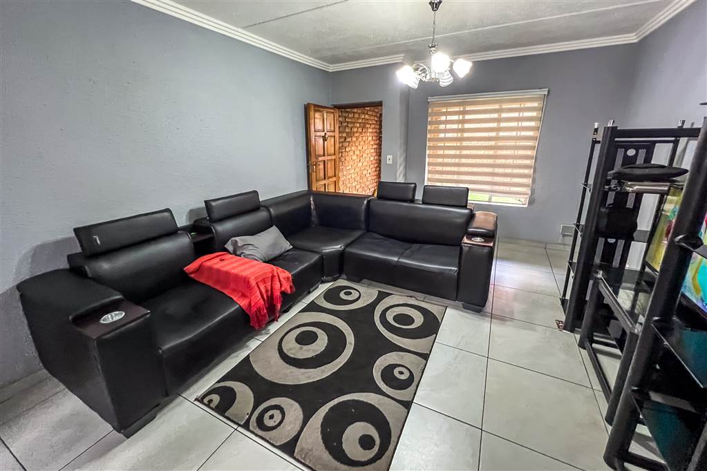 2 Bed Townhouse for sale in Liefde en Vrede T4775413 Private Property