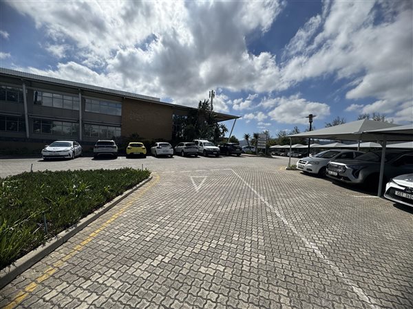 4518  m² Commercial space