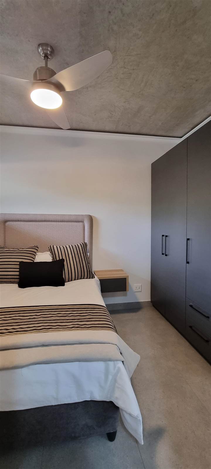 2 Bed Apartment in Nieuw Muckleneuk photo number 14