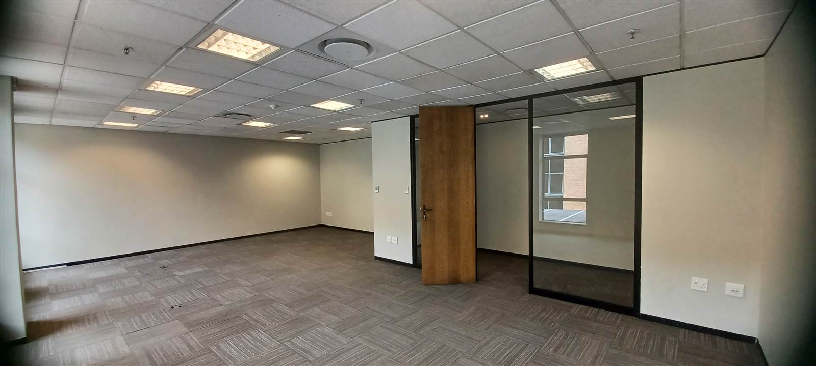 1522  m² Commercial space in Melrose Arch photo number 16